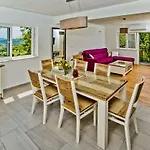 Βίλα Forest House Silva *