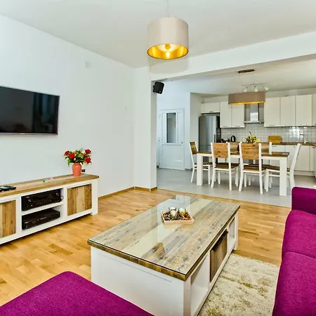 Villa Forest House Silva