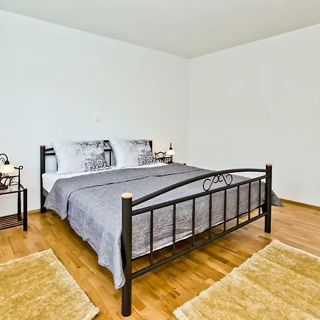 Vila Forest House Silva