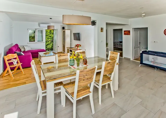 Forest House Silva Hrvace